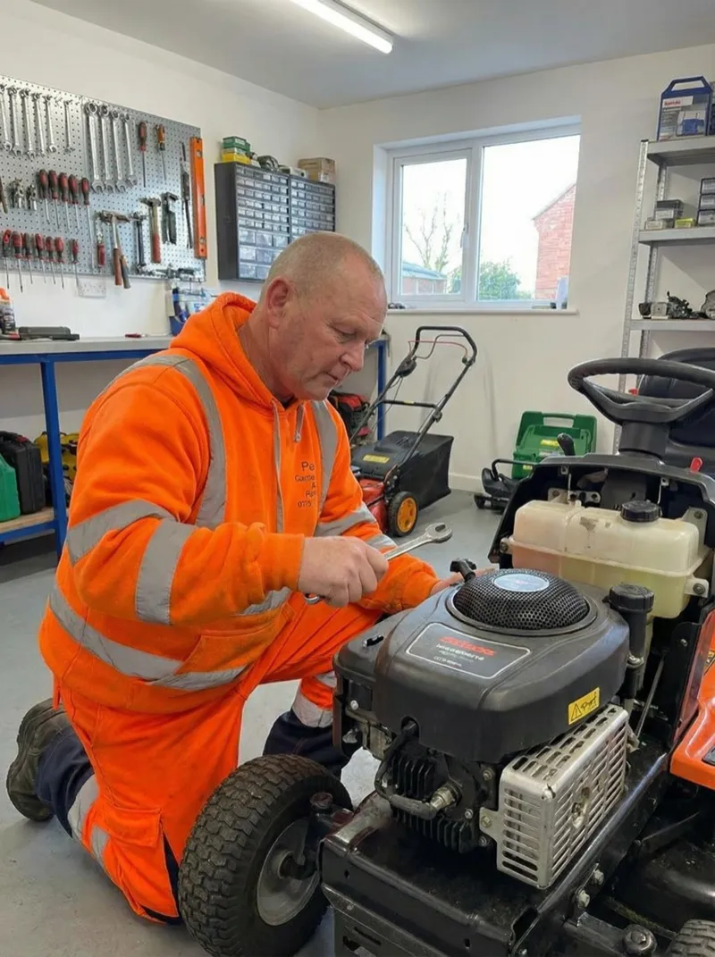 Agricultural machinery repairs by PGT